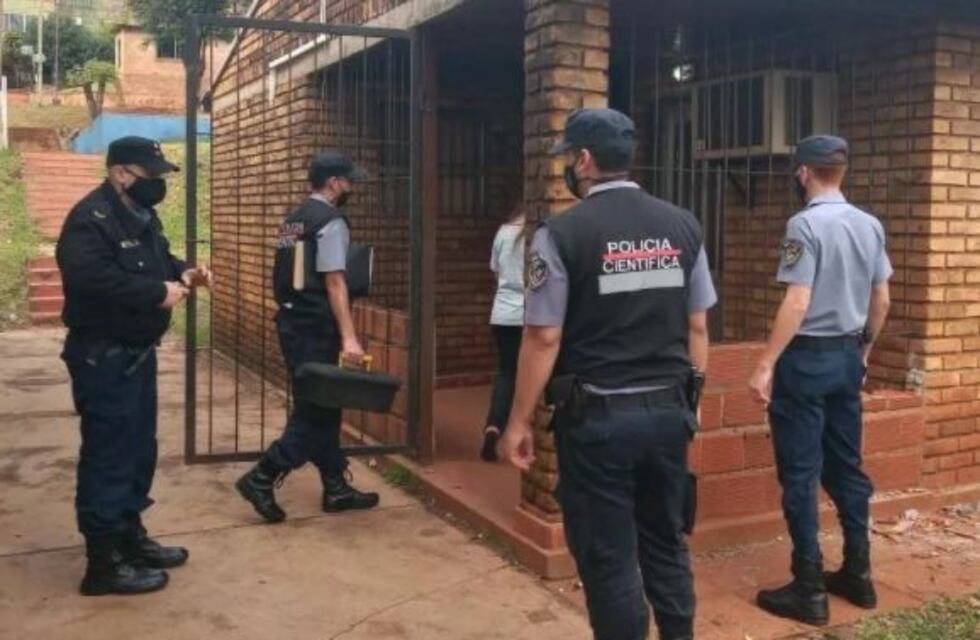 Por un boquete robaron garrafas de una escuela del barrio Krause