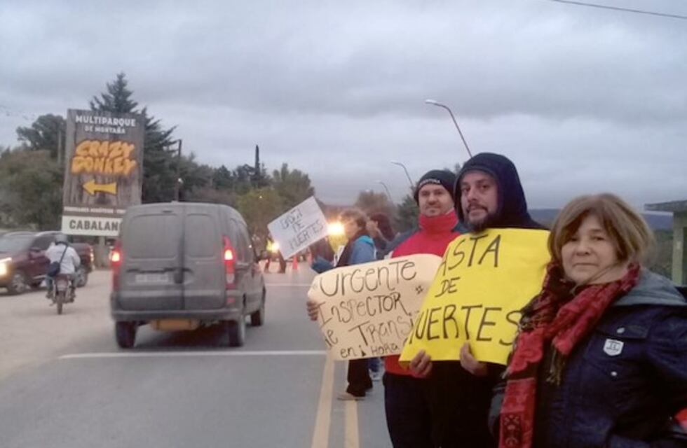 Protesta en Tanti: el reclamo ya llegó a Vialidad Provincial