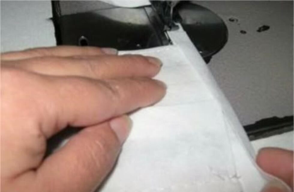 Confecciona barbijos en su casa durante cuarentena