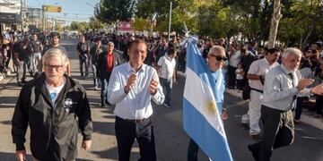 Gutiérrez comentó que harán una ciclovía que una Plottier con la Capital\u002E