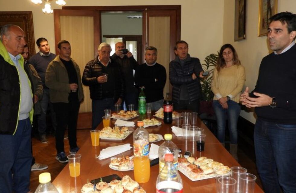 El Intendente López agasajó a la prensa en el despacho comunal
