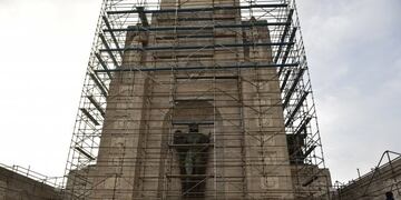 Volvieron a extender el plazo de final de obra del Monumento a la Bandera