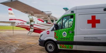 El agente fue trasladado en un avión sanitario para la Capital\u002E