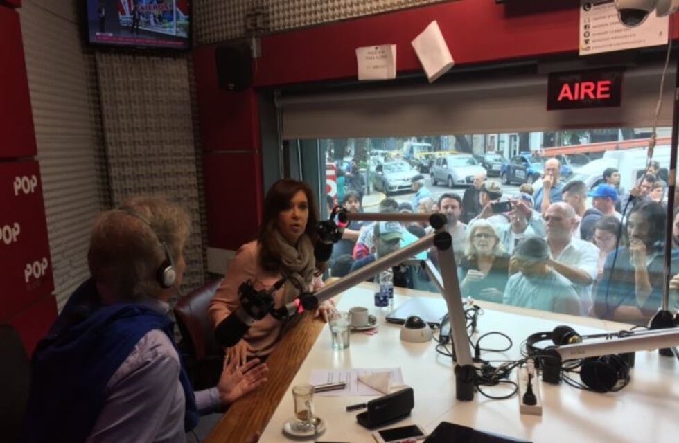 Cristina Kirchner, con Beto Casella: "Haber ganado las PASO fue casi una hazaña titánica democrática"