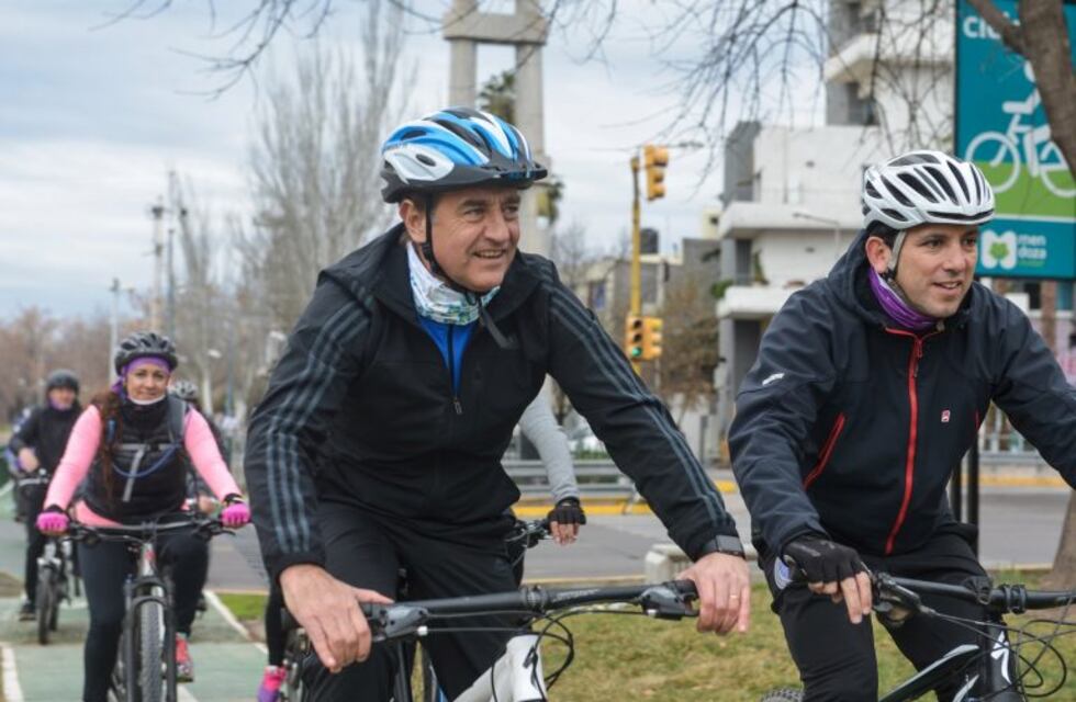 ¡Qué manera de bicicletear estos muchachos! Suárez y García Zalazar inauguraron dos ciclovías