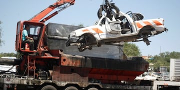 Compactan autos Mendoza