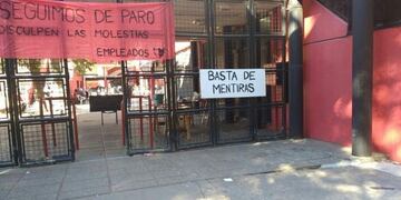 Los empleados de Newell's siguen de paro por el atraso en el pago de los salarios