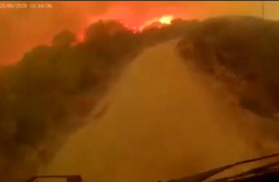 En primera persona: así lucha un bombero frente a frente contra el fuego