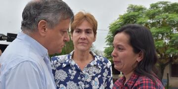 Peppo recorrió la zona afectada y dialogó con vecinos\u002E (Prensa Gobierno provincial)