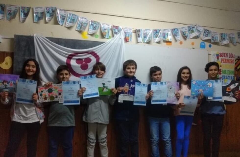 Siete niños rafaelinos recibieron una mención especial en un concurso internacional de dibujo