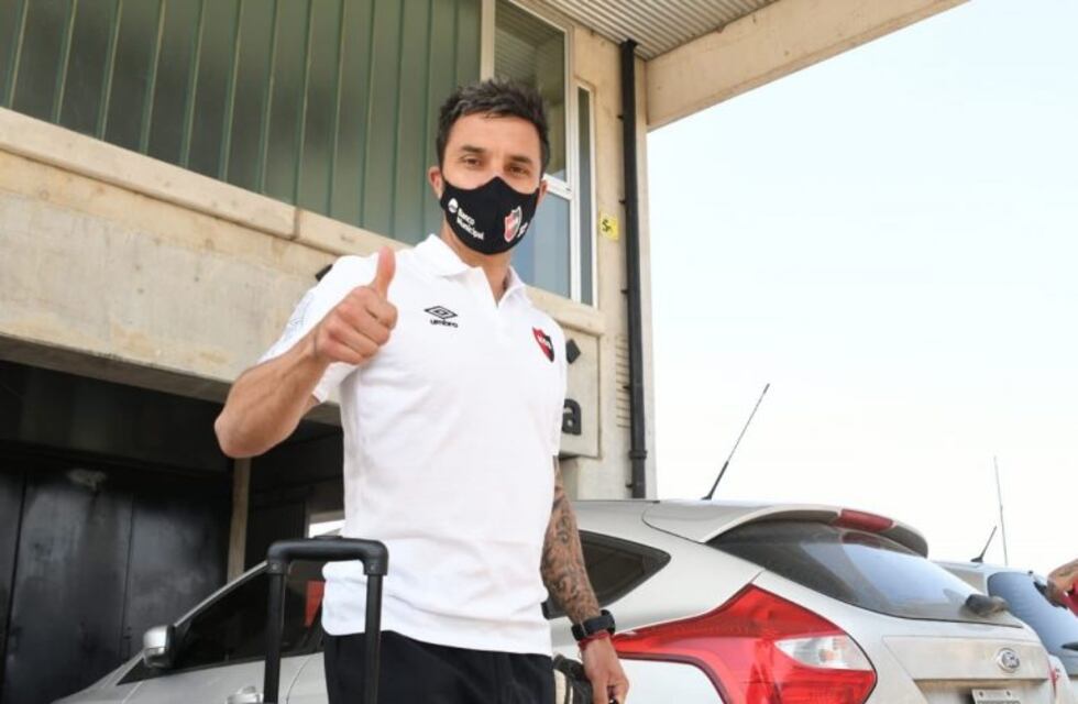 Micro de Newell's fue retenido por la policía cuando viajaba a Buenos Aires