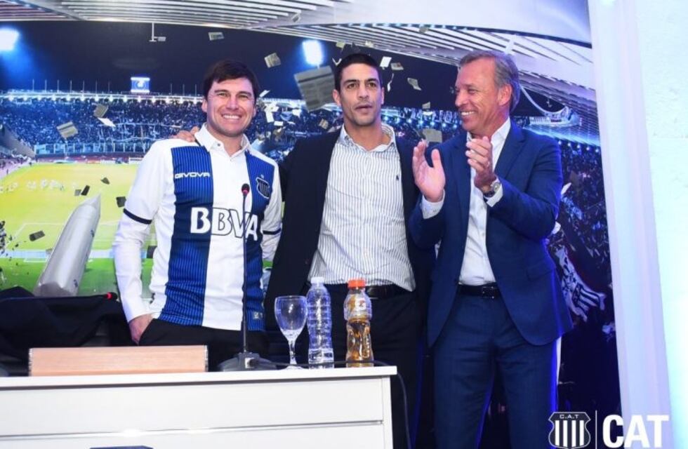 El Cacique Medina se pone la camiseta para el primer clásico con Belgrano