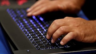 Una vecina criticó al municipio en redes y el intendente la demandó.