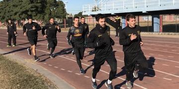 Arrancaron los preparativos de cara a un nuevo campeonato en el Nacional B\u002E