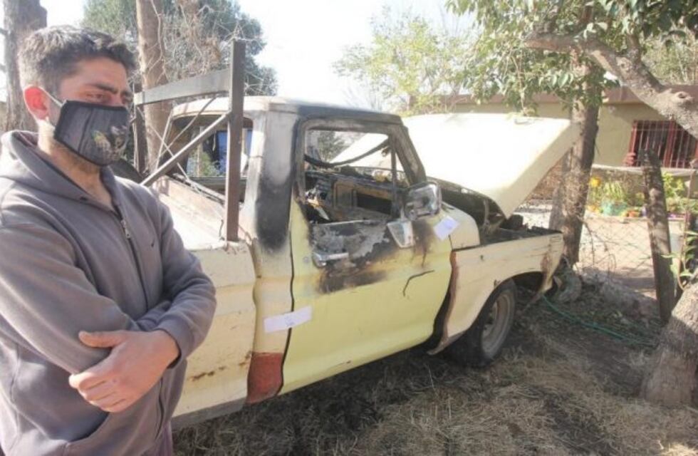 Le prendieron fuego la camioneta por ser sospechoso de coronavirus en Santa Cruz del Lago