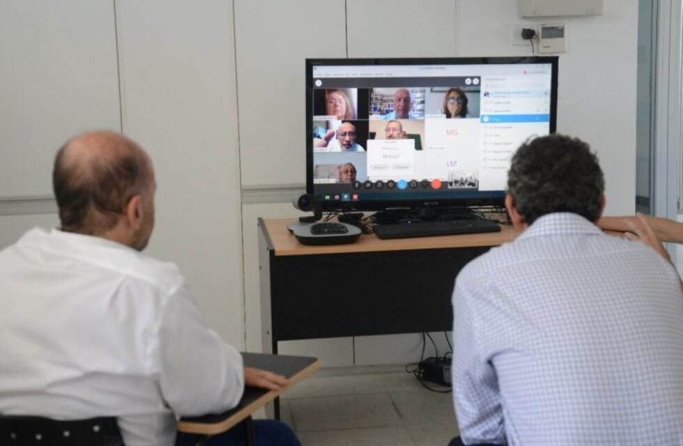 Ex secretarios y ministros de Salud asesoraron online al intendente Javkin