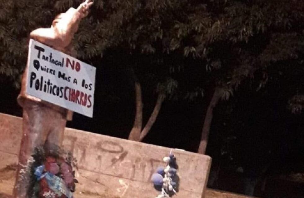 Vandalizaron una estatua de Néstor Kirchner a 24 horas de su inauguración