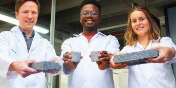 Una estudiante diseñó ladrillos ecológicos con orina humana\u002E