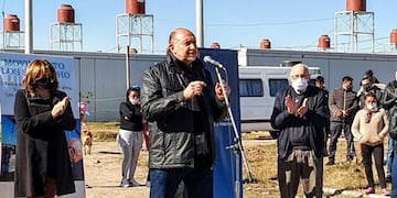 El gobernador confirmó que hay escuelas que estarían en condiciones de regresar al cursado presencial en agosto\u002E (Twitter)