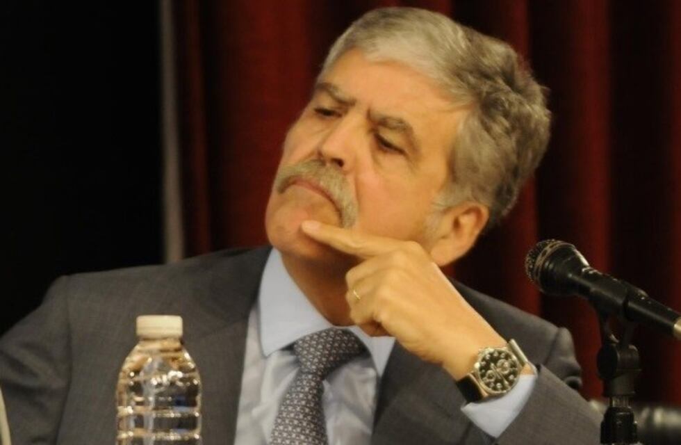 Seis de los diez legisladores de Mendoza votarán contra De Vido