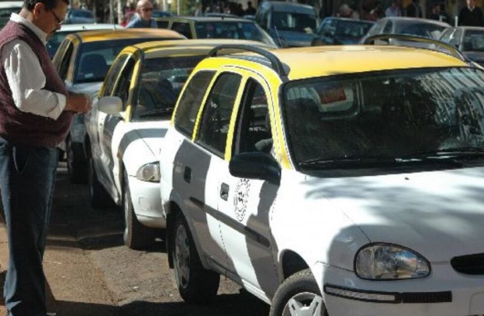 Aumento en taxis y remises en Posadas