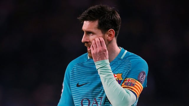Barcelona's Lionel Messi looks on duringVthe Champion's League round of 16, first leg soccer match between Paris Saint Germain and Barcelona at the Parc des Princes stadium in Paris, Tuesday, Feb. 14, 2017. PSG won the match 4-0. (AP Photo/Francois Mori)