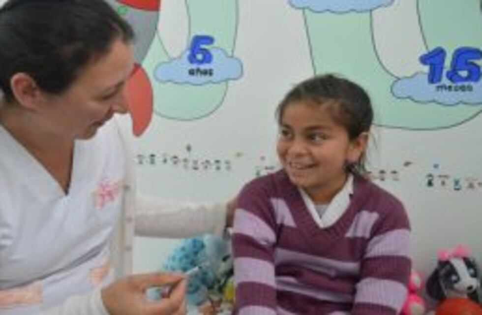 Suman al calendario las vacunas contra el Virus del Papiloma Humano y el Meningococo