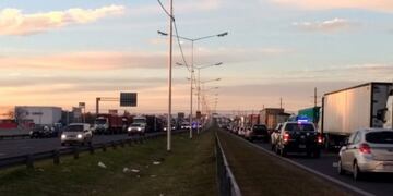 Moverse por la Circunvalación de Rosario se hacía muy difícil\u002E (Twitter)