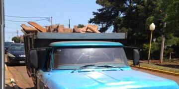 Detienen a tres hermanos por el robo de una construcción en Jardín América