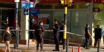 Amenaza de bomba frente a la plaza de Godoy Cruz