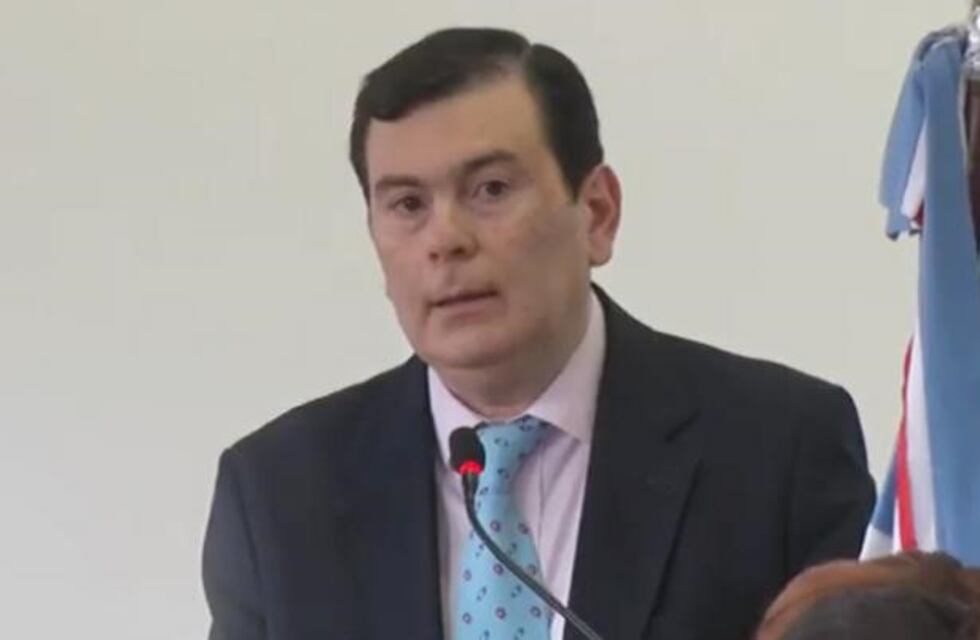 Zamora inauguró una escuela y viviendas sociales en Campo Gallo