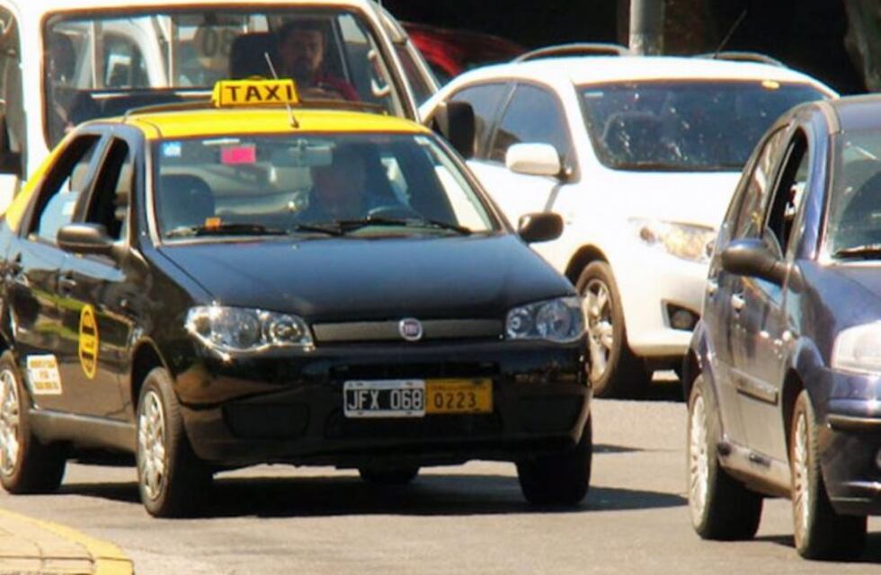 Investigan al conductor de un taxi por el caso de un hombre atropellado en pleno centro