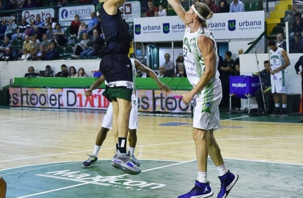 Atenas arrancó el año con derrota ante Gimnasia en Comodoro