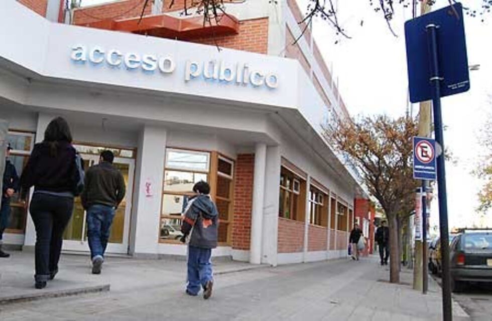 Los turnos de los hospitales se podrán pedir por celular en Neuquén