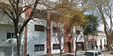 El propietario llamó a la policía desde Suipacha al 700\u002E (Google Street View)
