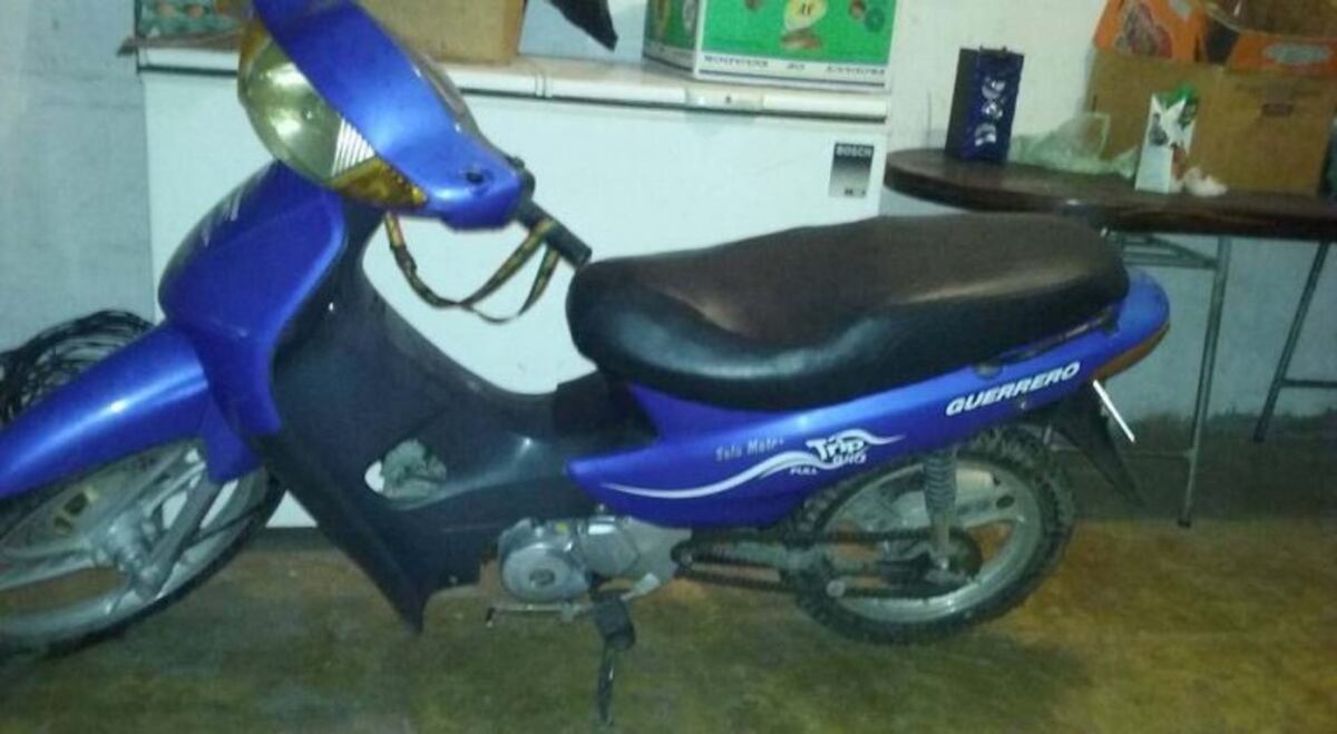 Robaron una moto en barrio Asonia de las afueras de una casa\u002E