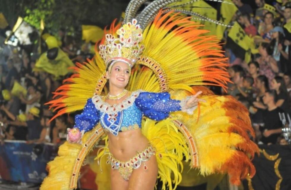 Preparan el desfile de comparsas para el carnaval en Margarita Belén
