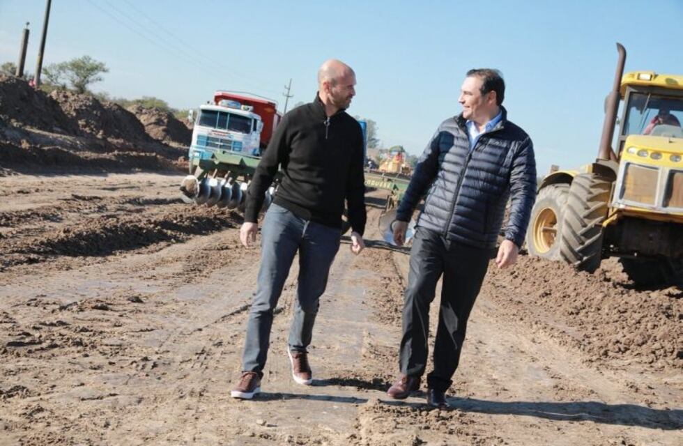 Dietrich recorrió las obras de la Autovía y llegó a Casa de Gobierno