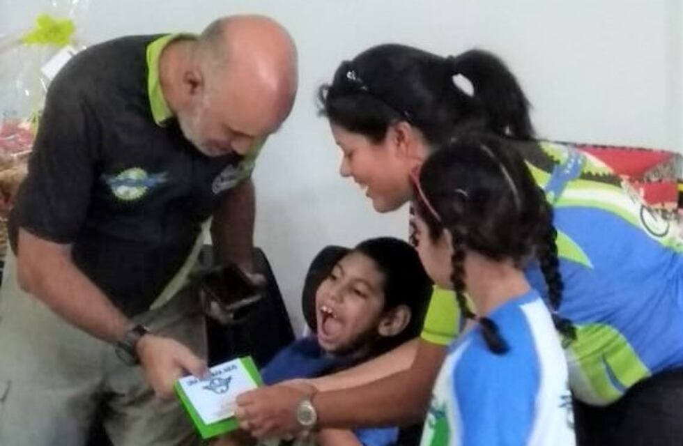 Entregaron los premios de la rifa solidaria "Una bici para Agus"