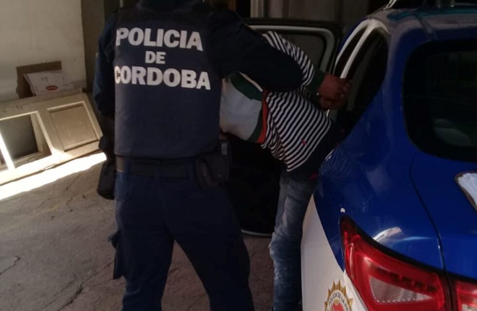 Alta Gracia: quedó detenido por dañar por un vehículo