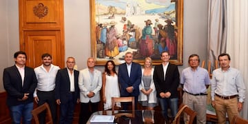 Autoridades de Minería y de la Provincia, en la Casa de Gobierno