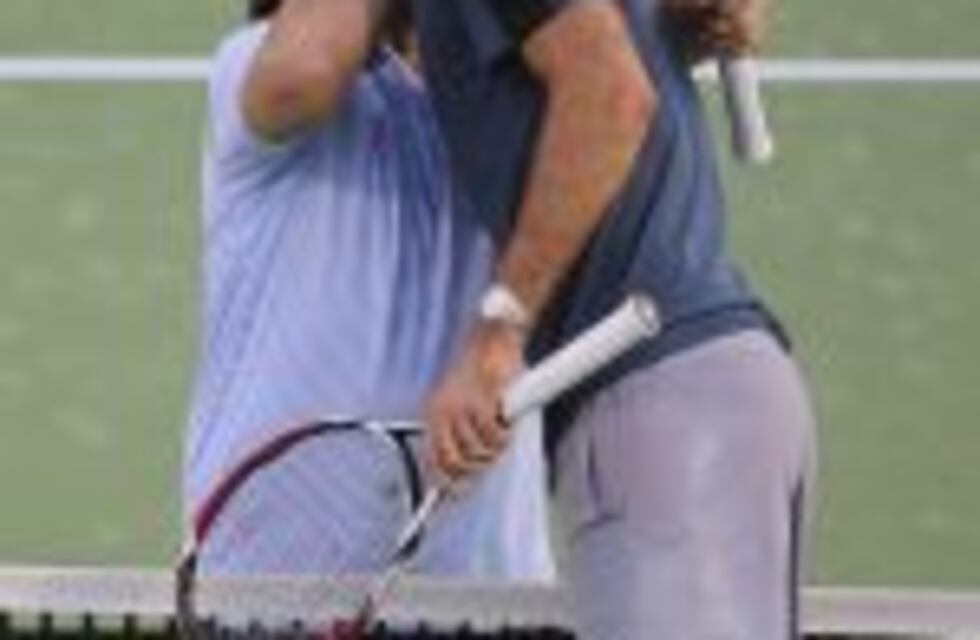 Maradona viaja a Zagreb para alentar a Argentina en la final de la Davis