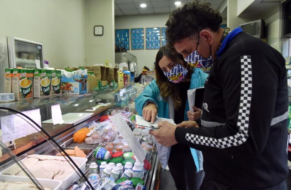 Productos esenciales: analizan extender el congelamiento de precios, pero habilitarían algunos aumentos