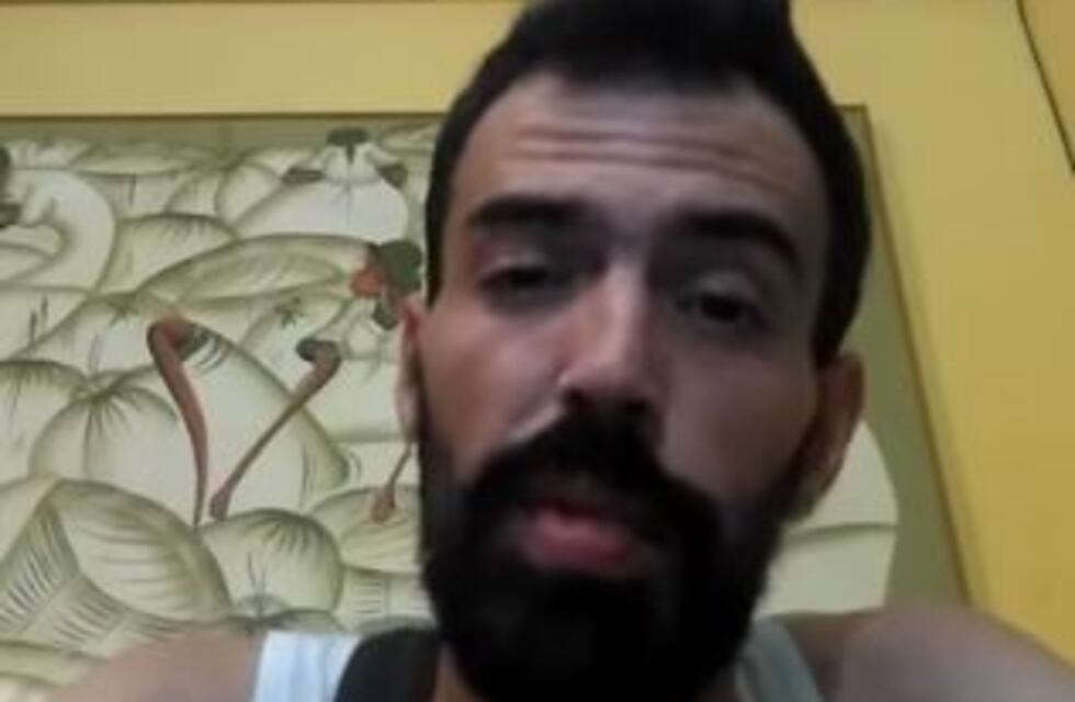 Un youtuber le extirpó los genitales a su amigo a cambio de dinero