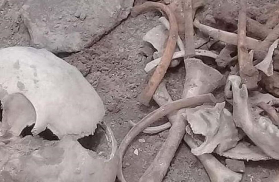 Una familia encontró una vasija con restos humanos