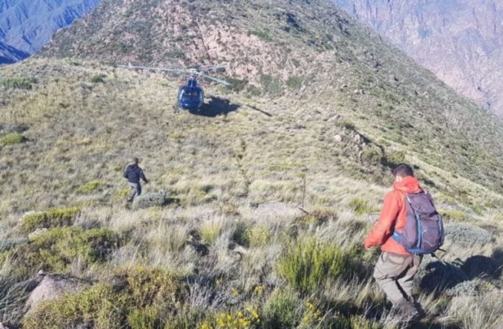 Hallaron a dos jóvenes que estaban perdidos en el cerro Baños