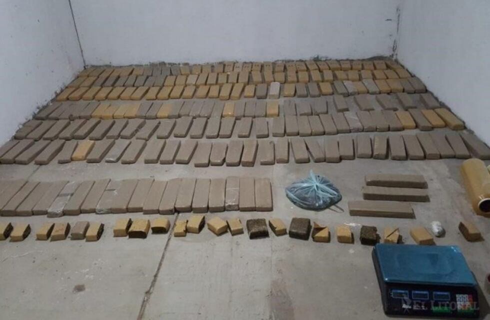 Encontraron 180 kilos de marihuana en una casa abandonada en San Cayetano
