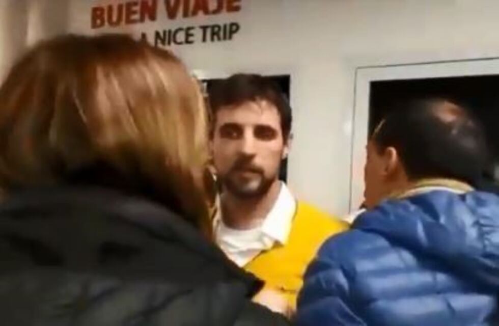 Flybondi y un fin de semana para el olvido: 33 vuelos cancelados y pasajeros enfurecidos