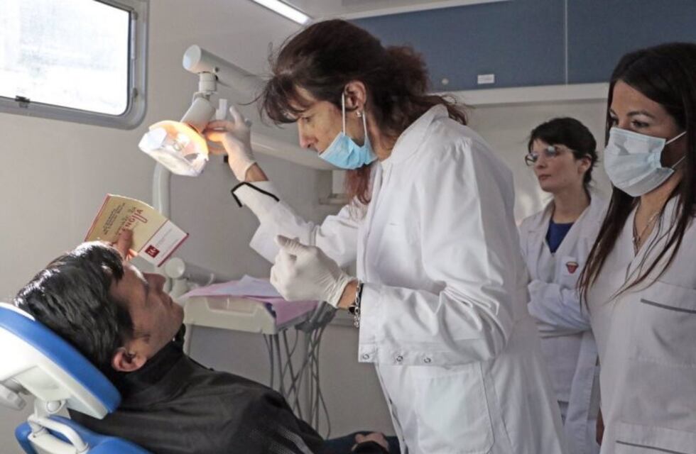 El Ministerio de Salud realizará una campaña de prevención de cáncer bucal