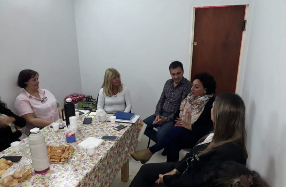 Bell Ville: integrantes de la dirección de Acción Social estuvieron junto a una referente del SENAF Nación